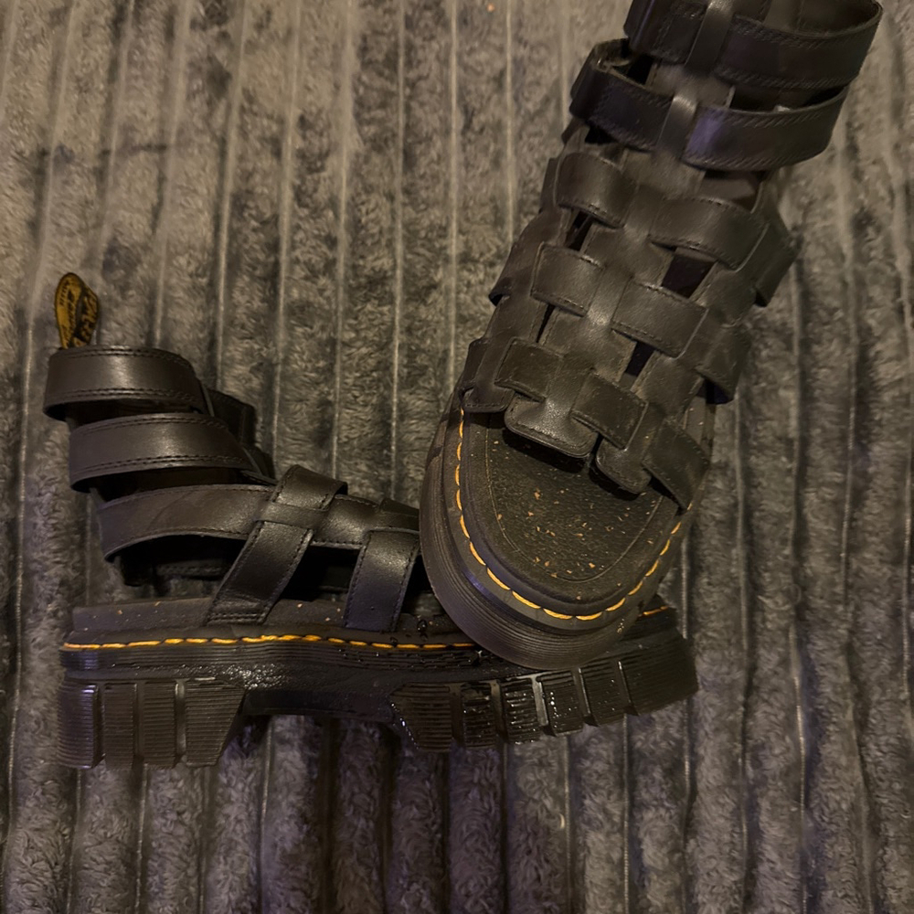 Women's Dr. Martens Black Ricki Gladiator Platform Sandals Size 9 - Picture 4 of 5